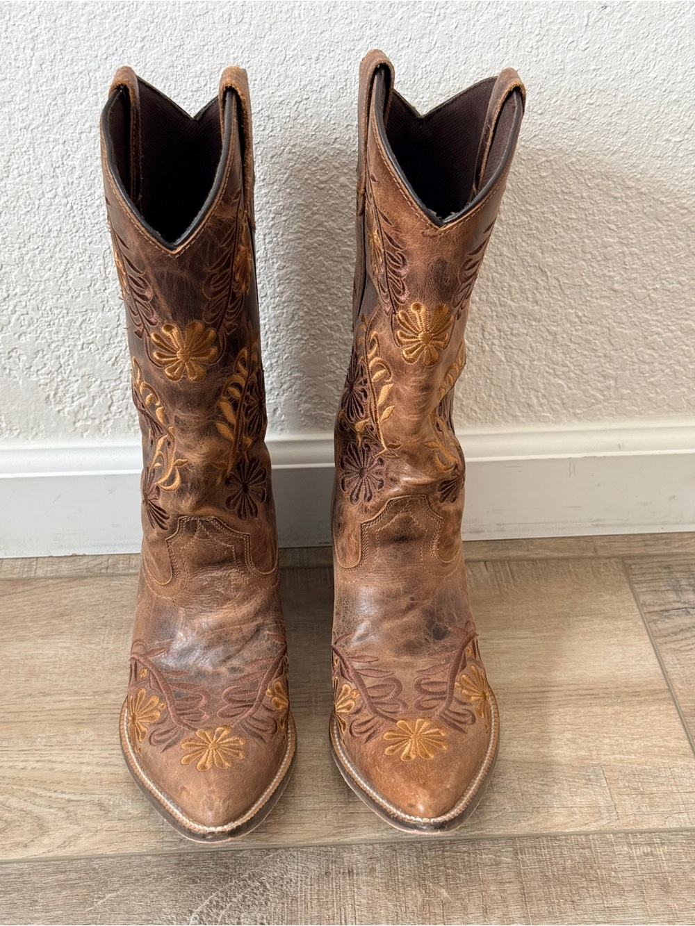 Abilene Boot Co. Brown Floral Embroidered Lace-Up Cowboy Boots